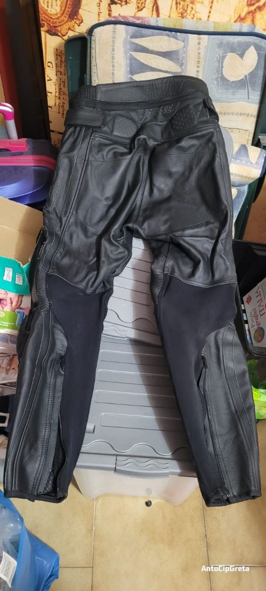 Tuta da moto in pelle dainese