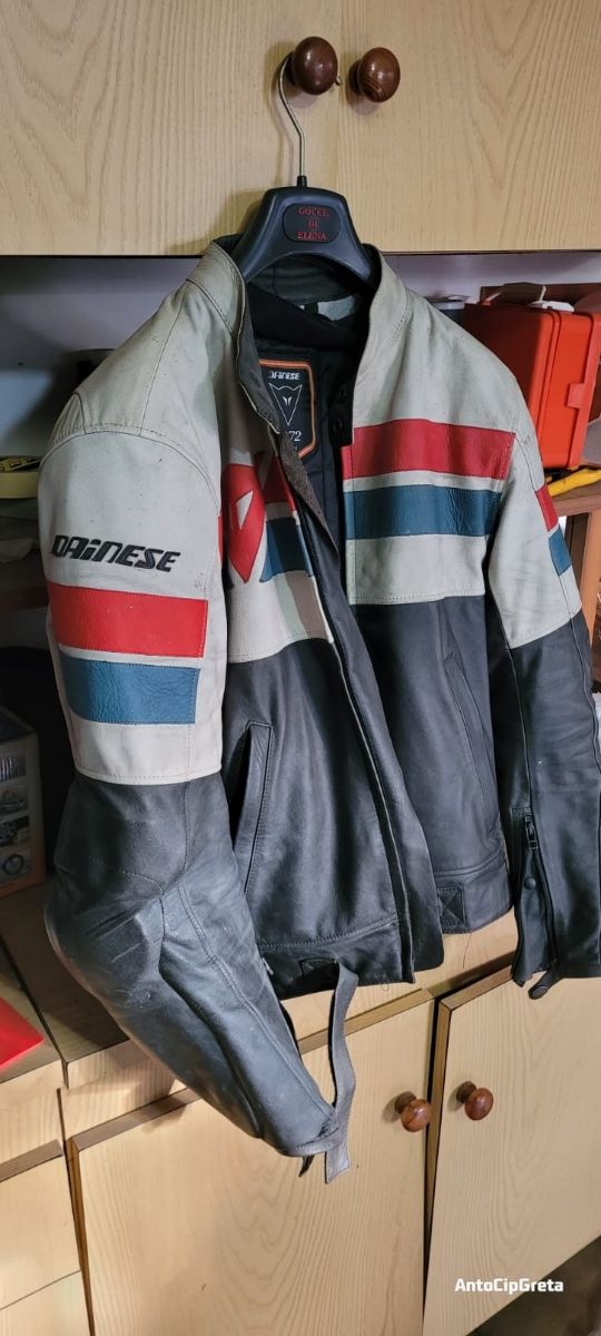 Tuta da moto in pelle dainese