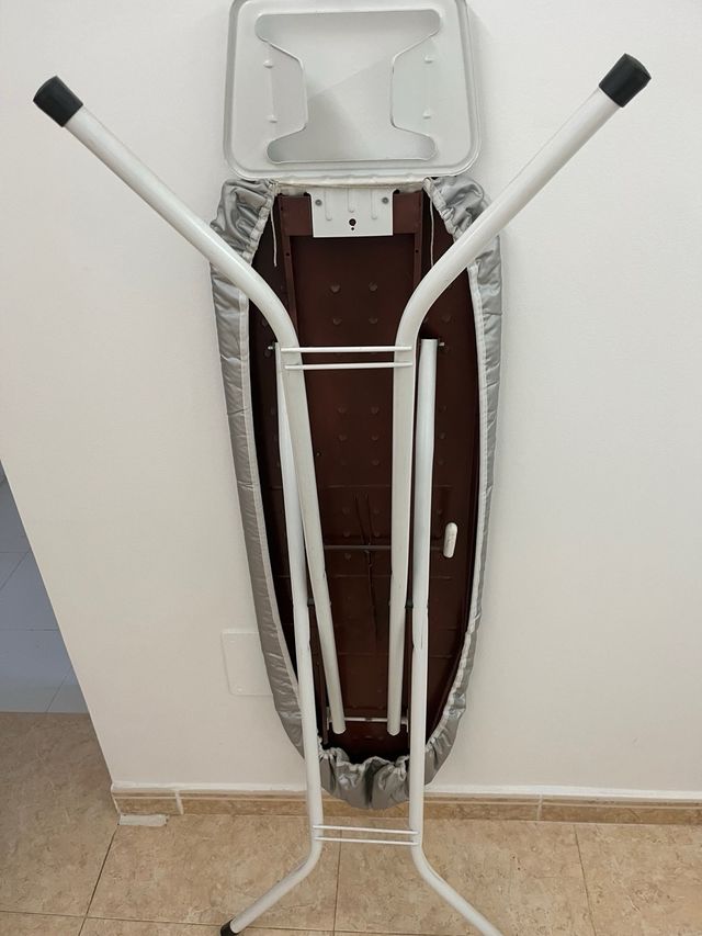 mesa de planchado +funda termica del calor