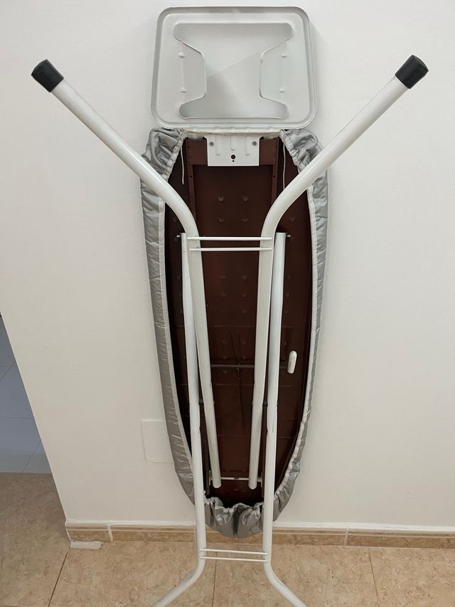 mesa de planchado +funda termica del calor