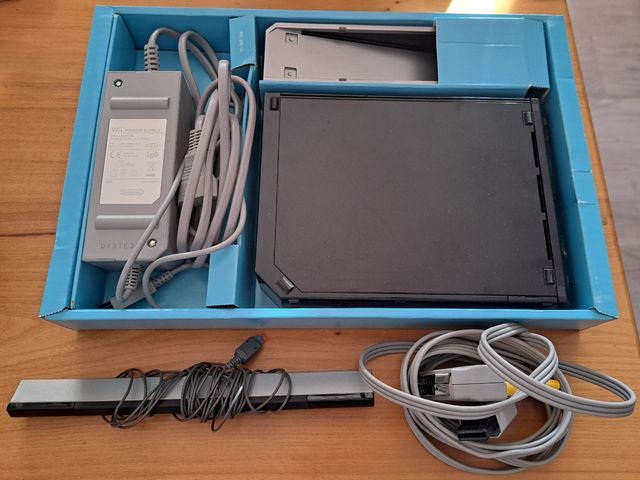 Nintendo wii + Nintendo balance board +