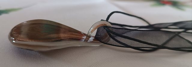 Conjunto de pendientes y collar