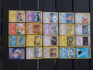 Lotto 9 carte Pokemon 