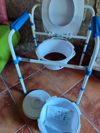 Cadeira WC com balde