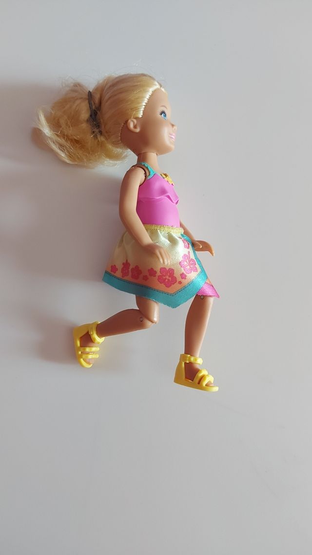 Muñeca hermana de Barbie