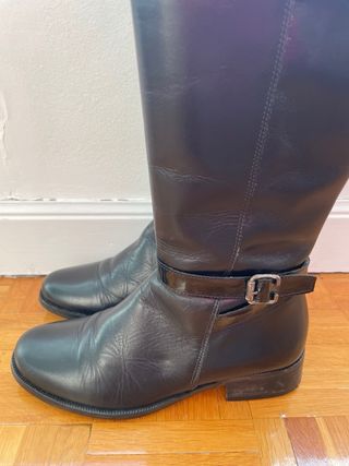 Botas altas de piel