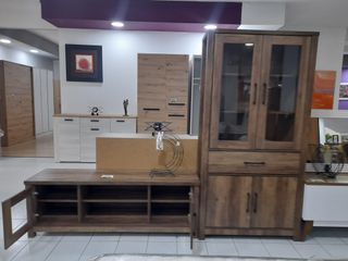 SUPER PRECIO VITRINA Y MUEBLE BAJO TV