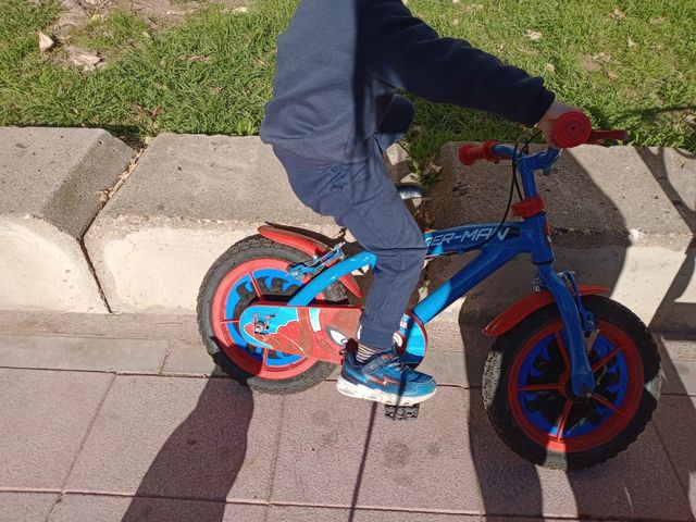 Bicicleta espiderman