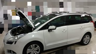 Peugeot 5008 2012