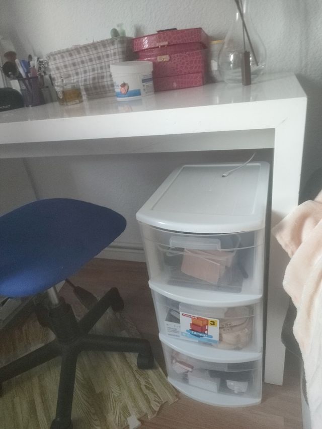 mesa tocador o maquillaje