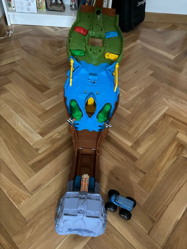 Pista Hot Wheels torneo de los titanes