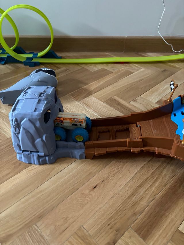 Pista Hot Wheels torneo de los titanes