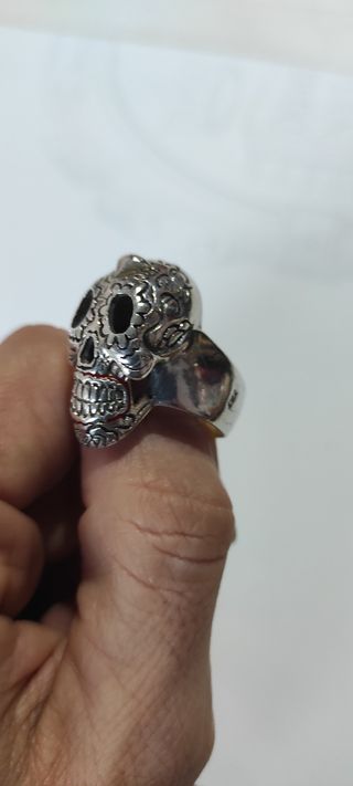 Anillo de plata