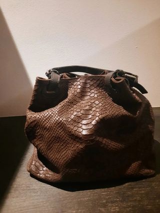 Leather bag 