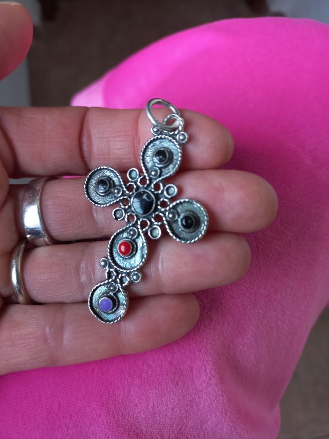 Colgante cruz de plata vintage