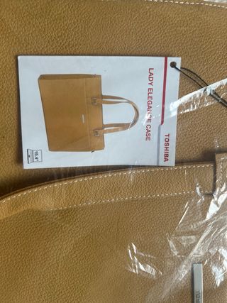 Bolso Maletin camel NUEVO