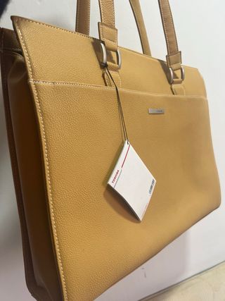 Bolso Maletin camel NUEVO