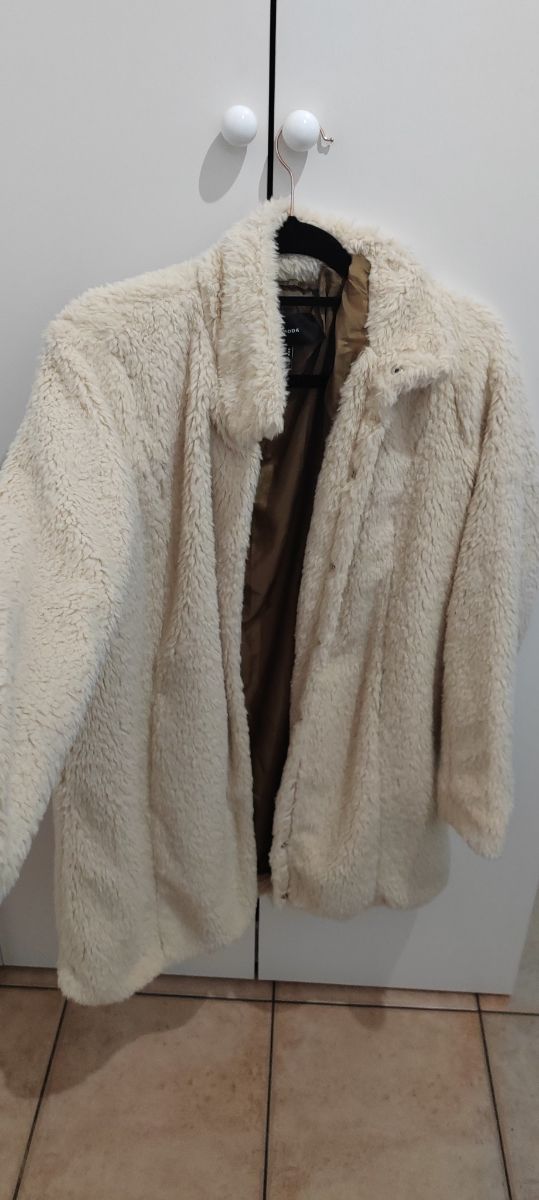 Abrigo suave pelo beige vero moda