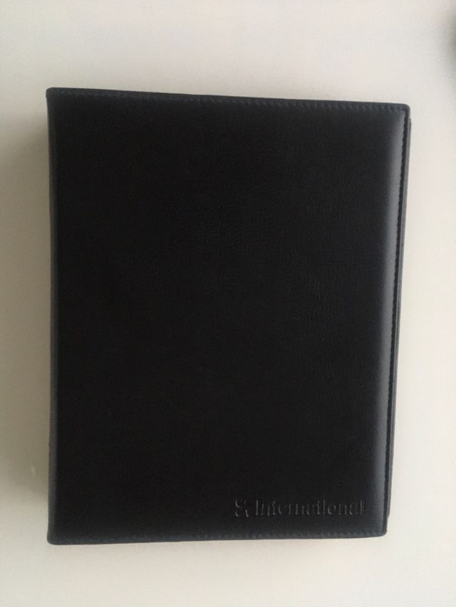 Conjunto agenda y billetero en cuero