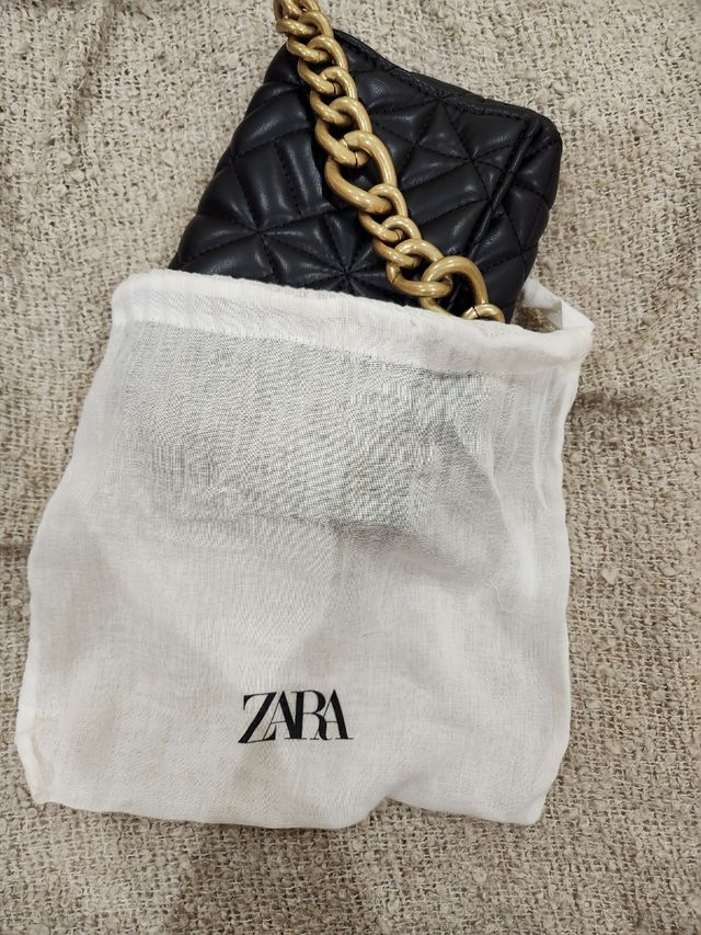 Bolso negro Zara