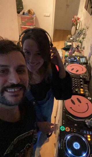 Cursos DJ iniciacion profesional en IBIZA