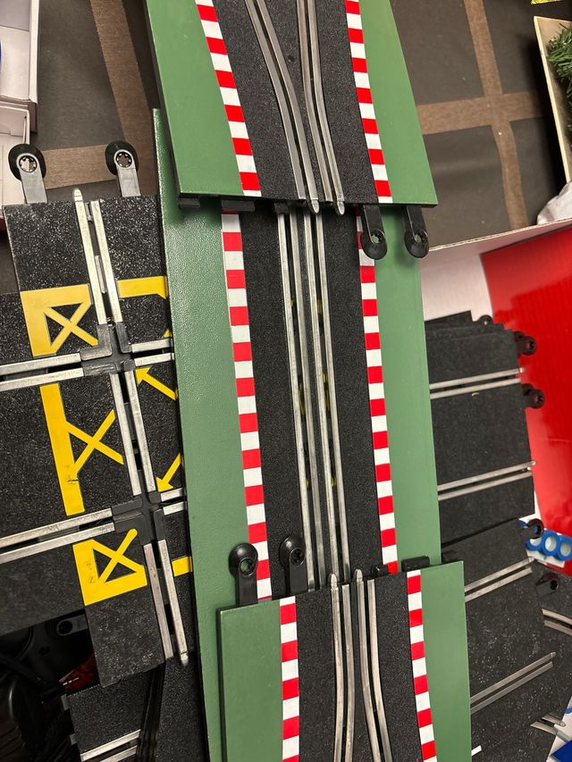 Scalextric C3 Paul Ricard ampliado con C1 Rally