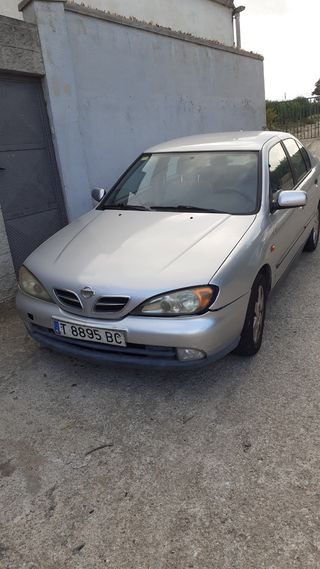 Nissan Primera 2000