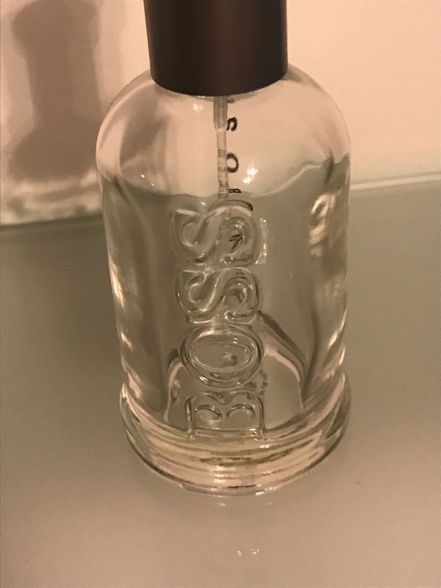 Bottiglia vuota di profumo Hugo Boss