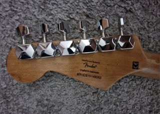 Fender Squier Stratocaster customizada.