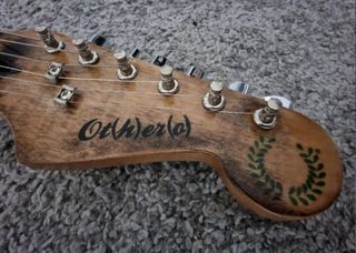 Fender Squier Stratocaster customizada.