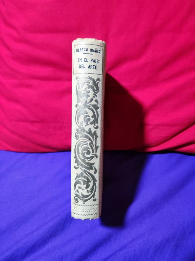 Libro en el pais del arte