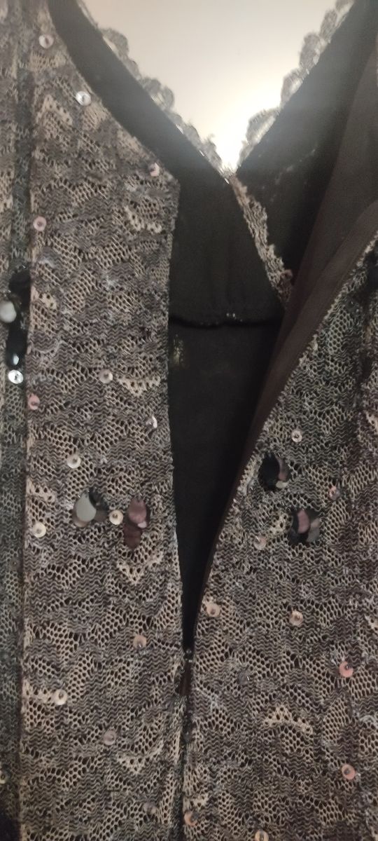 Abito e in regalo 🎁 orecchini