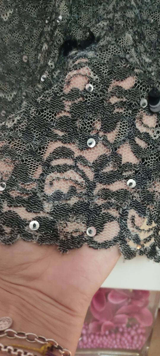 Abito e in regalo 🎁 orecchini