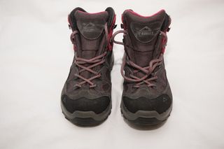 Botas de montaña MC Kinley 