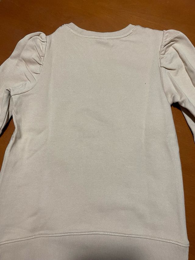 Sudadera Zara calada color beige