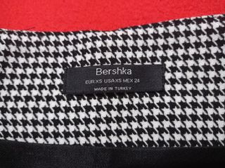 Minifalda Bershka tXS