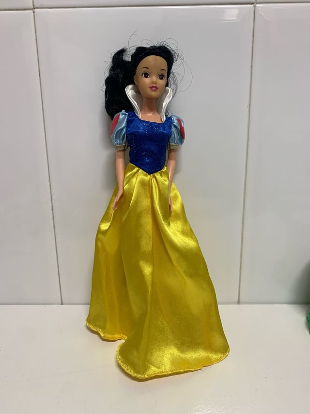 BARBIE BLANCANIEVES
