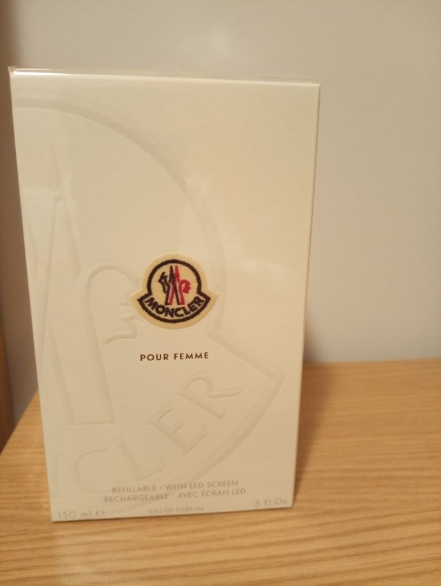 Moncler Pour femme