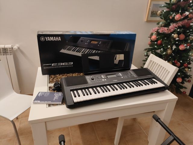 Tastiera Yamaha psr-e363