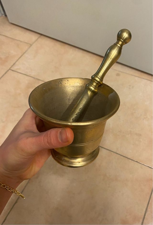 Antico Mortaio e pestello in ottone