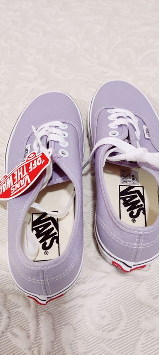 Zapatillas Vans Authentic moradas
