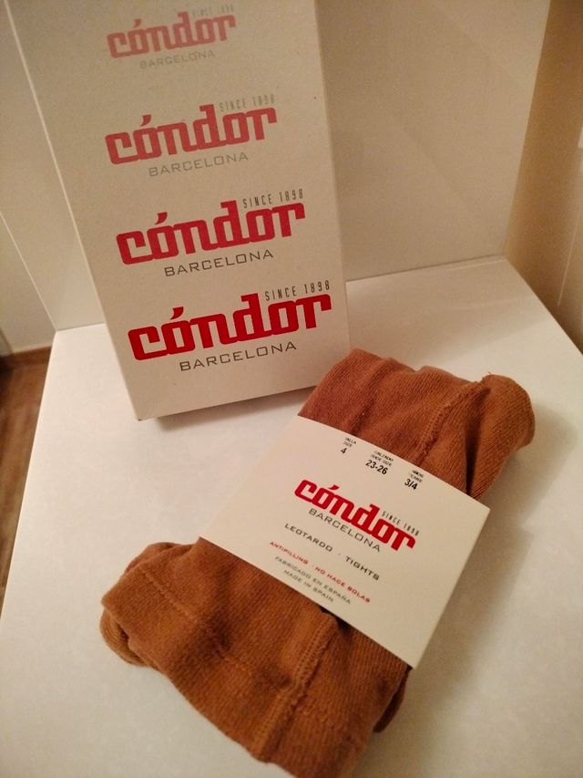 Vestido fina ejerique + leotardos condor