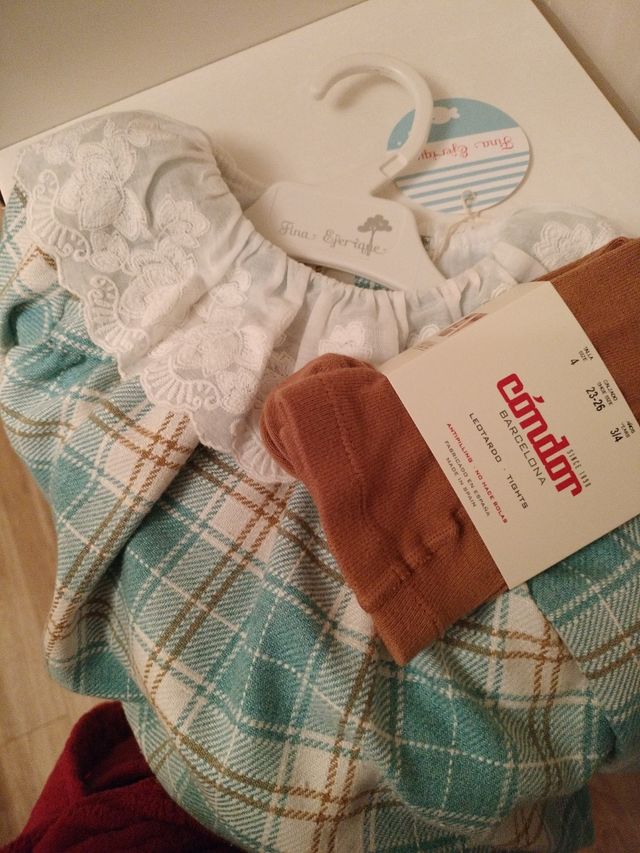 Vestido fina ejerique + leotardos condor