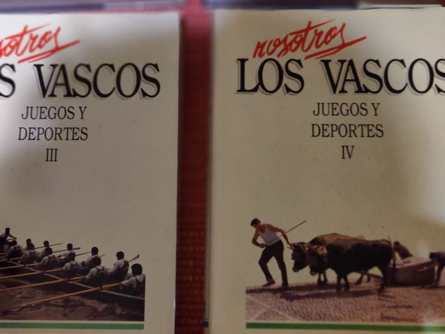 Última oferta:Enciclopedia 5 tomos Juegos/Deportes