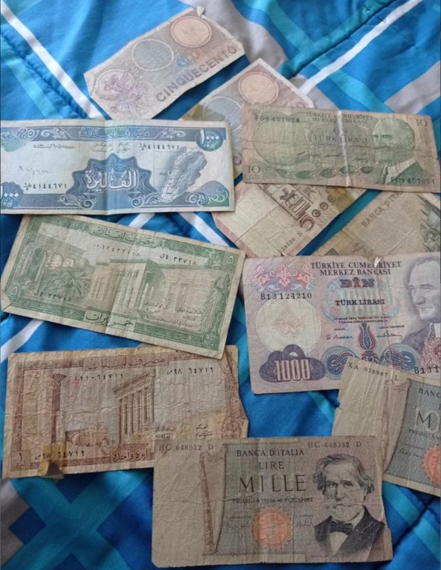 Lote monedas y billetes