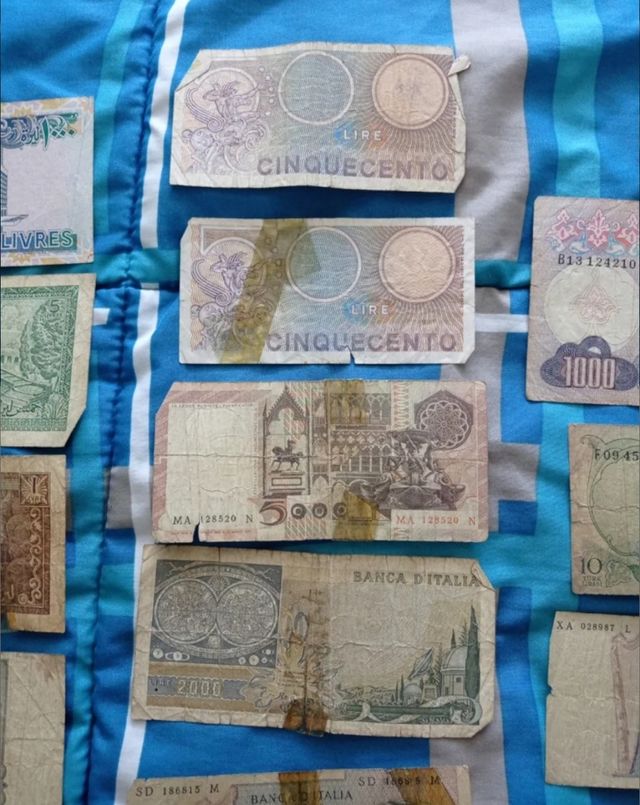 Lote monedas y billetes