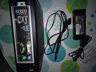 Ordenador de sobremesa mini ATX Gigabyte