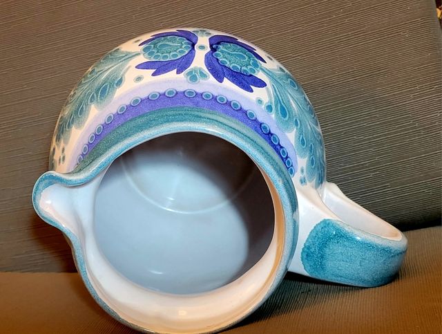 jarra pintada a mano