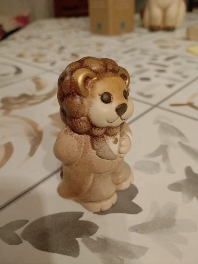 Thun leone alto cm 7 no scatola 