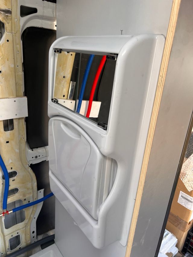 REPARACIONES Y CONSTRUCCION CAMPER